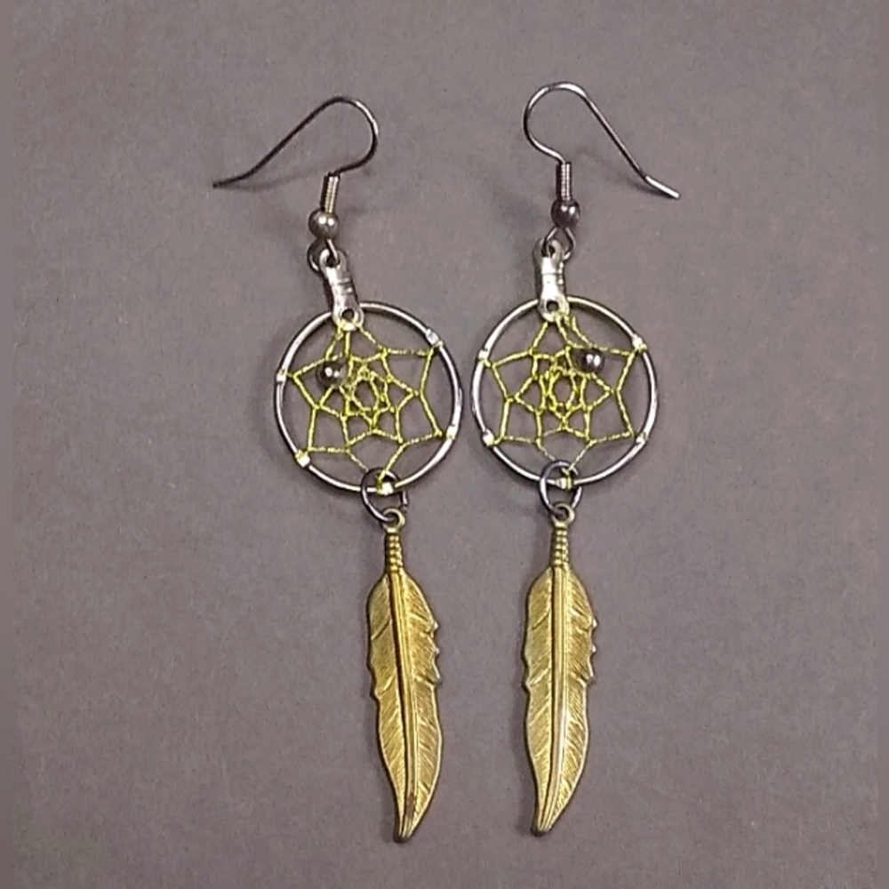 Vintage 2/Tone Dream Catcher Earrings w/ Gold Feathers